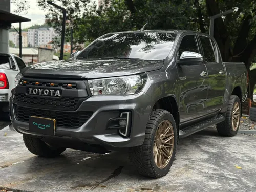 Toyota Hilux SRV 4x4 2020
