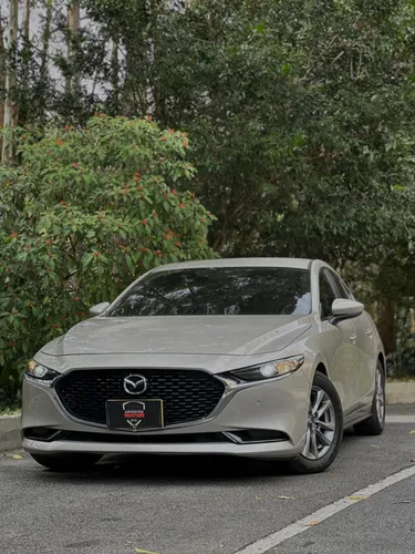 Mazda 3 Touring 2023 Hibrido