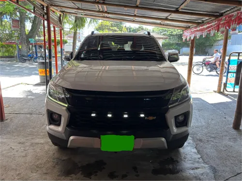 CHEVROLET COLORADO 