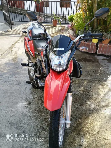 Suzuki DR 150 
