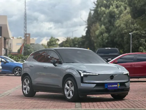 Volvo EX30 2024
