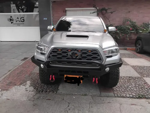 Toyota Tacoma lmited 3.6 V6 4x4 2021 blindaje 2 plus 