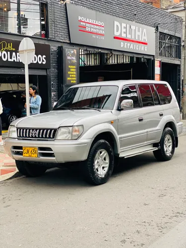 TOYOTA PRADO VXA