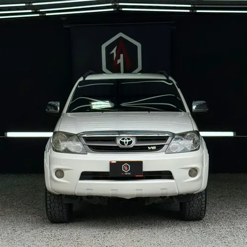 TOYOTA FORTUNER SR5 2008