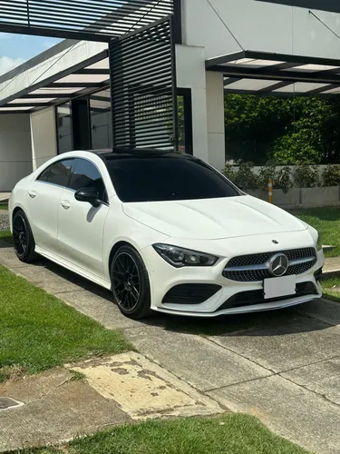 Mercedes Benz CLA 200 2023