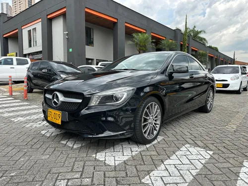 Mercedes Benz CLA 180 