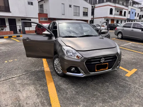 SUZUKI SWIFT DZIRE MT FULL 2023 MECNICO