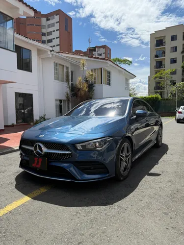 Mercedes Benz CLA200 2023
