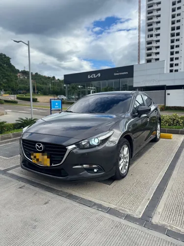 Mazda 3 Touring 2018 