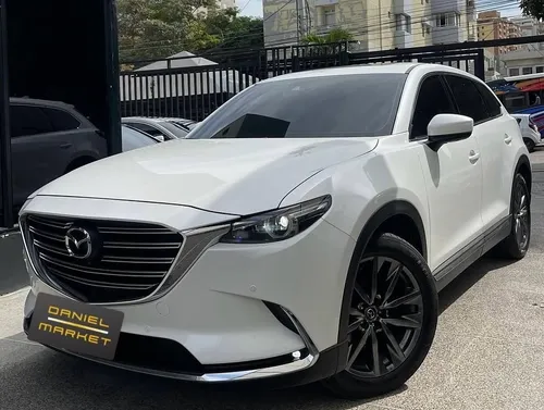 Mazda CX9 signature