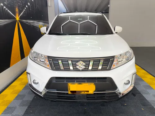 Suzuki Vitara Live 4x2 modelo 2020