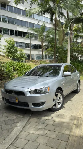 MITSUBISHI LANCER GLS