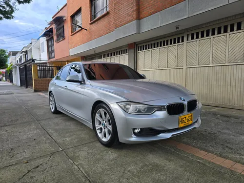 BMW 320i blindado 2 plus 