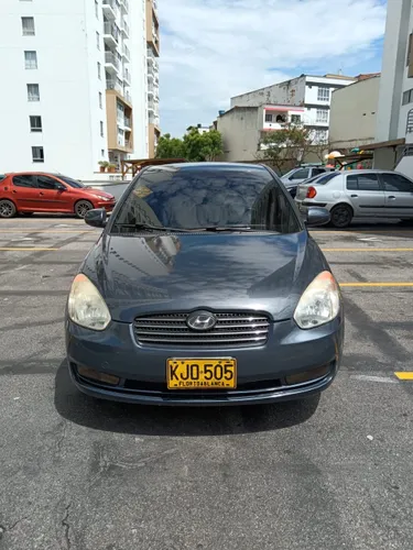Hyundai Accent Vision 2011