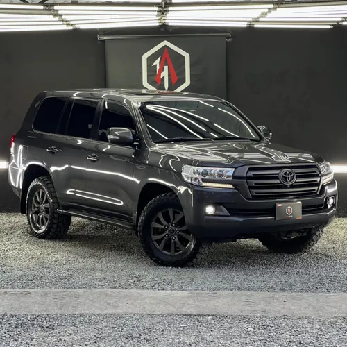 TOYOTA LC200 Sahara IMPERIAL EURO IV 2017
