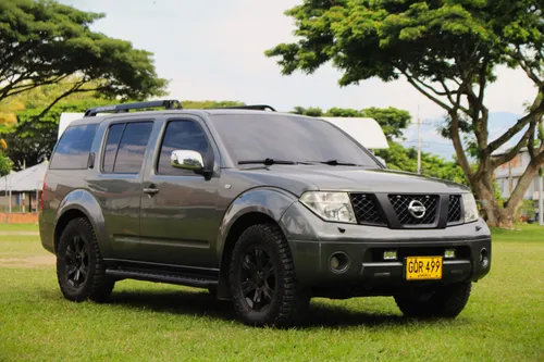 Nissan Pathfinder 2.5 R51 Le Lujo 4x4 Blindada