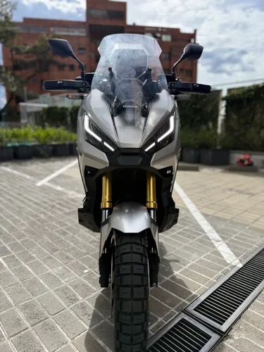 Honda xadv 750