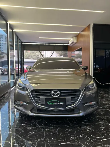 Mazda 3 touring 2019 2.0L AT 