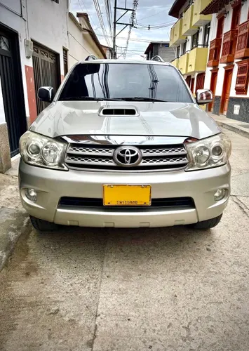 Toyota Fortuner 3.0 Diesel 2011