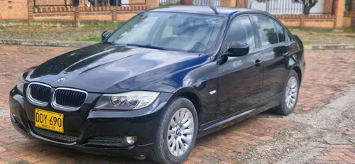 BMW 318 i 2010 104500km