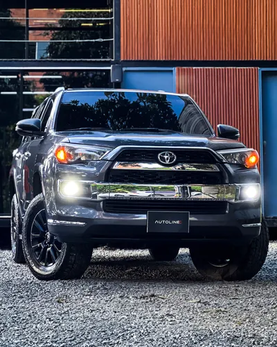 Toyota 4Runner Limited B2 2017