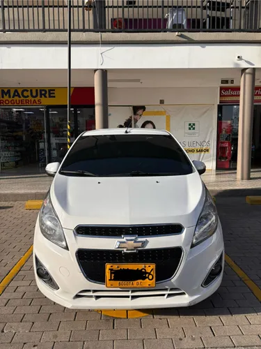 CHEVROLET SPARK GT BLANCO 