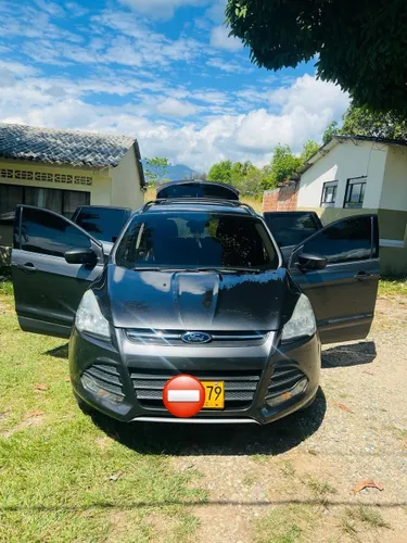SE VENDE FORD ESCAPE