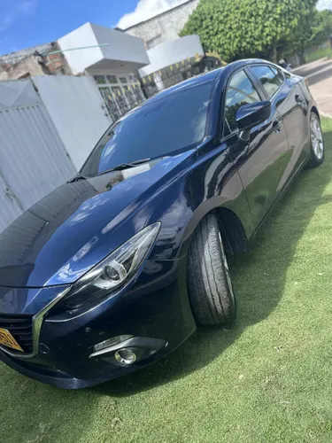 Mazda 3 GRAND TOURING 2017