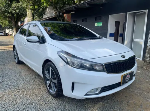 Kia Cerato Pro Zenith 2017 