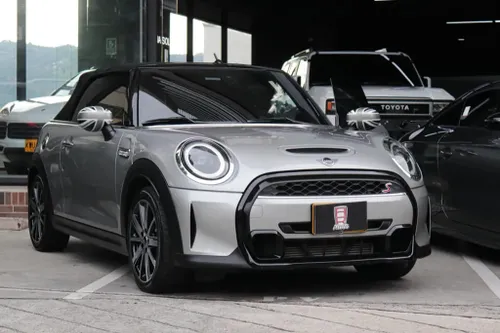 Mini Cooper S Cabriolet convertible 
