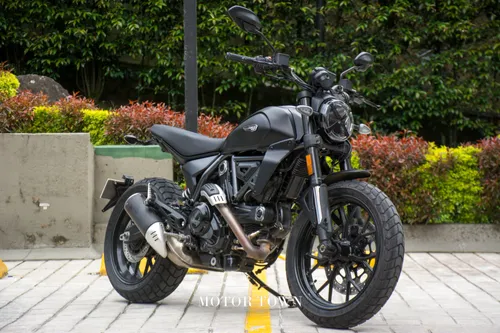DUCATI SCRAMBLER ICON 2025