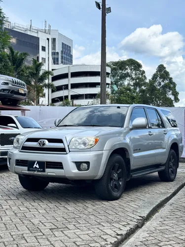Toyota 4Runner Limited 