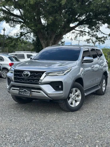  Toyota Fortuner SRV 2.8 Diesel