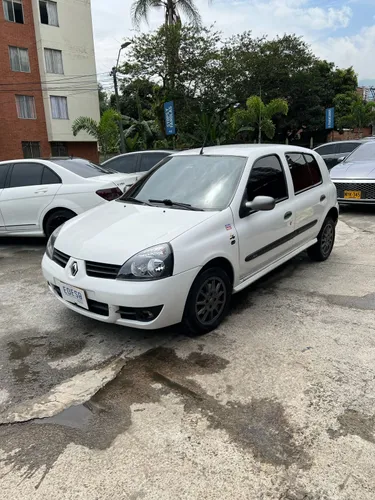 RENAULT CLIO CAMPUS
