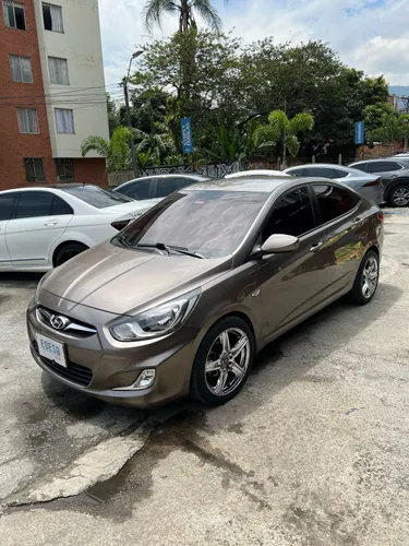 HYUNDAI ACCENT GL