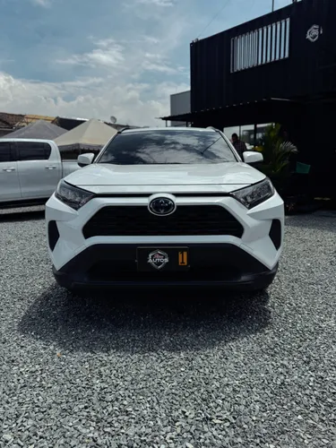Toyota RAV4 LE 2.5 4x4 Hibrida