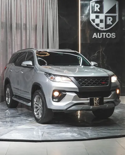 Toyota Fortuner Street 2018