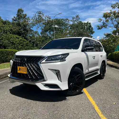 Lexus LX570 Super Sport 2018 B2