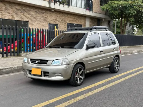 Mazda Demio 2005