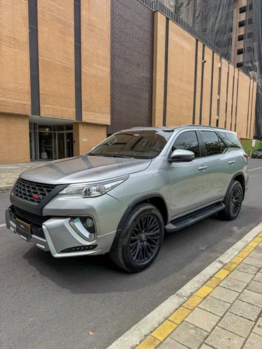 TOYOTA FORTUNER STREET 2018 GASOLINA 