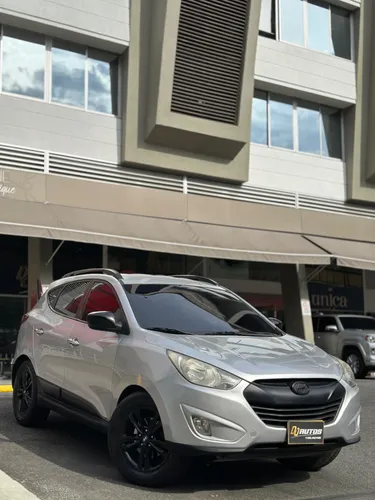 HYUNDAI TUCSON IX35 GLS