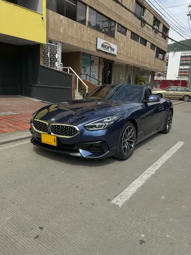 BMW Z4 AZUL CONVERTIBLE 2021