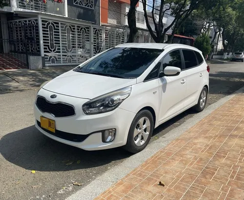 Kia Carens 2014