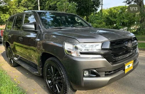 Toyota LC200 Sahara modelo 2011 blindaje 4 