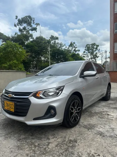 Chevrolet onix Turbo LT 1.0 automtico 