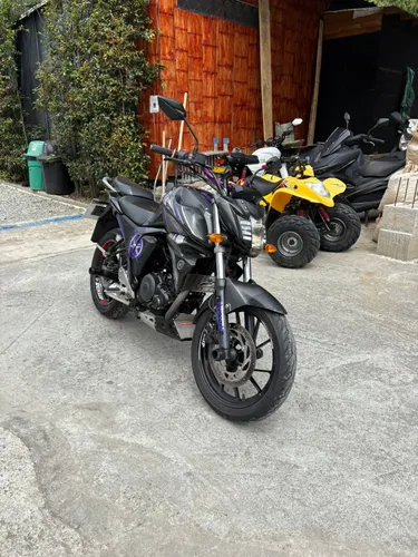 YAMAHA FZ 2.0