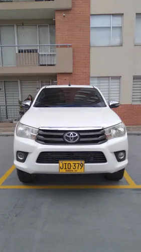 Toyota Hilux 4x4 