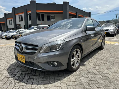 Mercedes Benz A200 automatico 