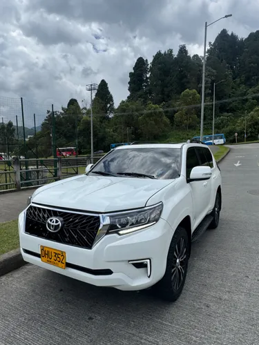 TOYOTA Prado TXL 2012 DIESEL 3.0