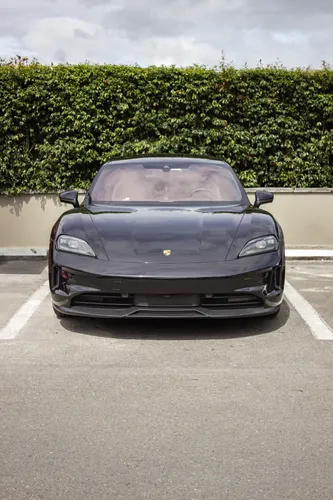 Porsche Taycan 4S 2025